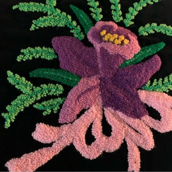 Vintage Needle Punch Floral Pillow Cover - Picture 2 of 6